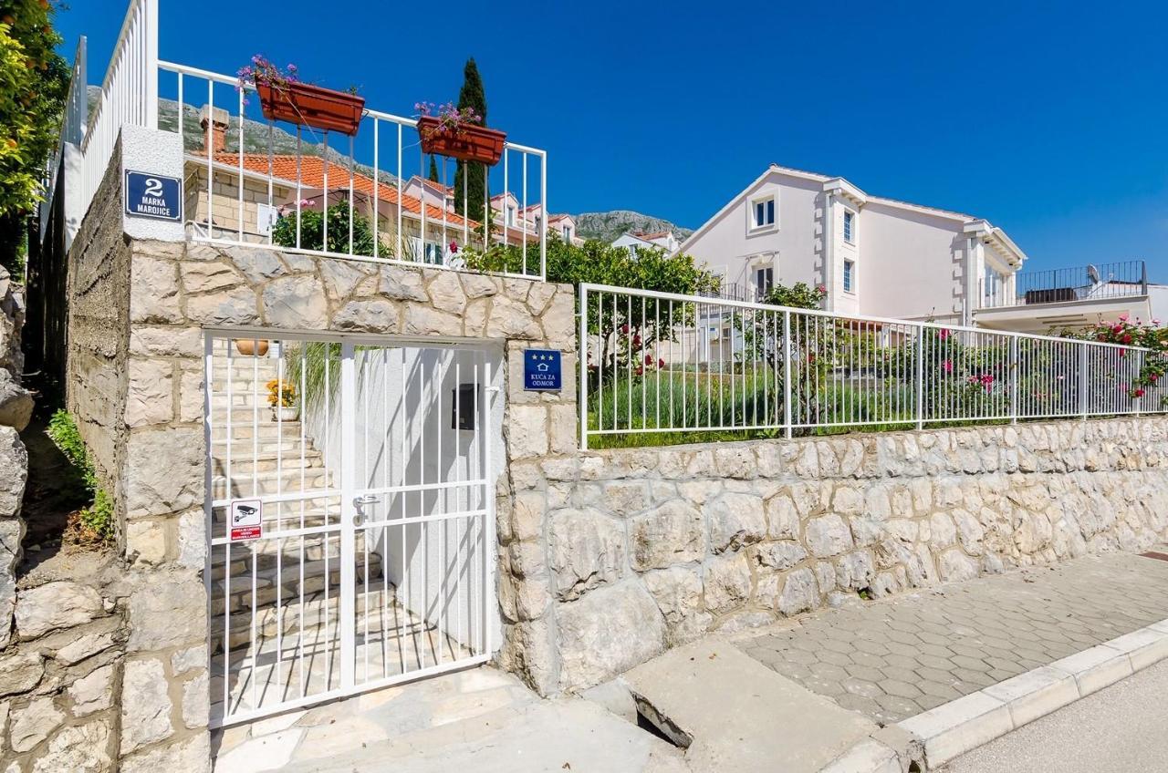 Holiday Home Lungo Mare 믈리니 외부 사진