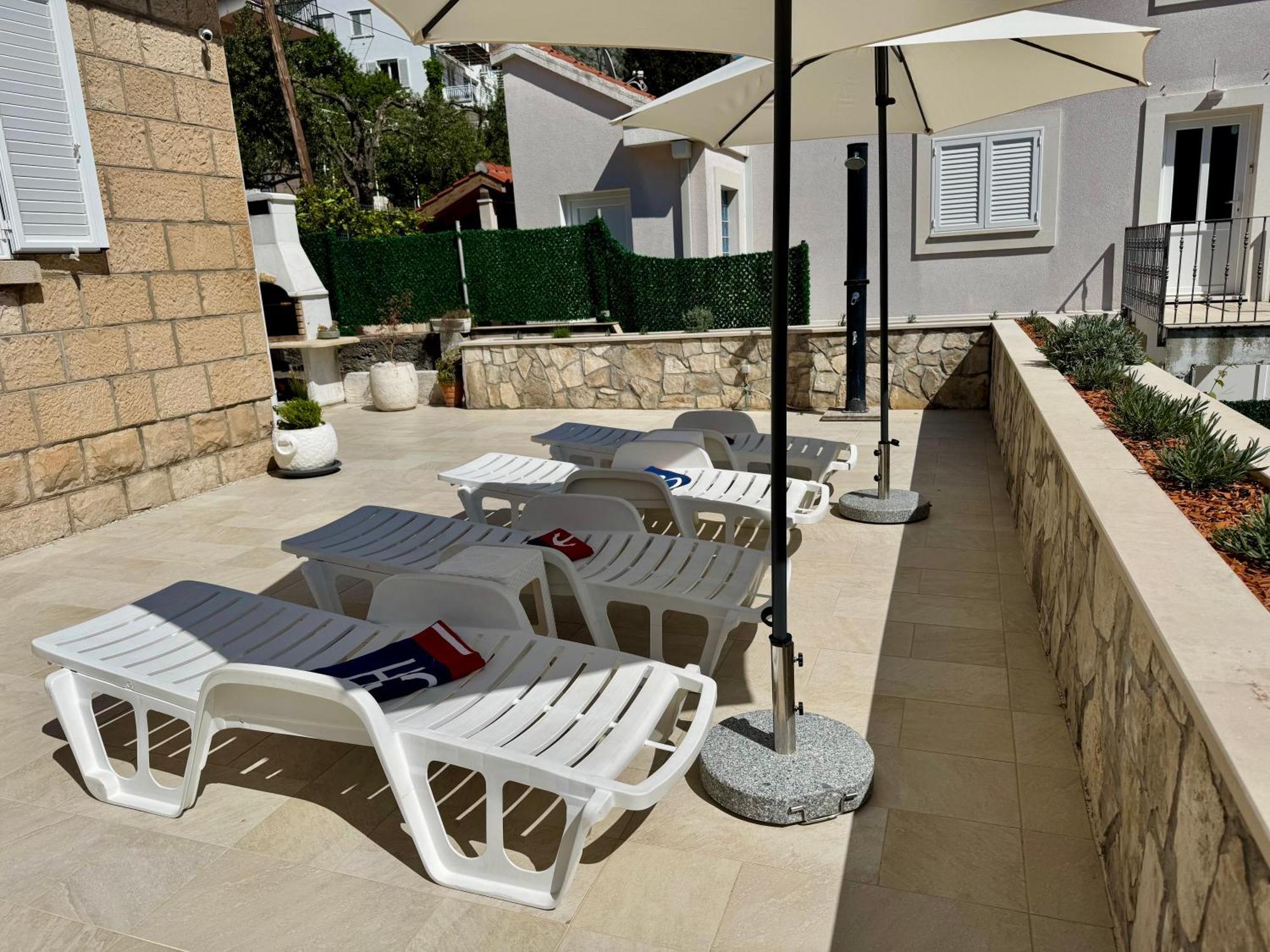 Holiday Home Lungo Mare 믈리니 외부 사진