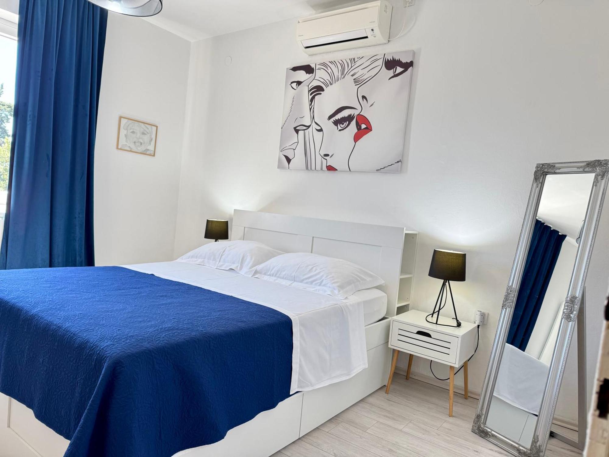 Holiday Home Lungo Mare 믈리니 외부 사진