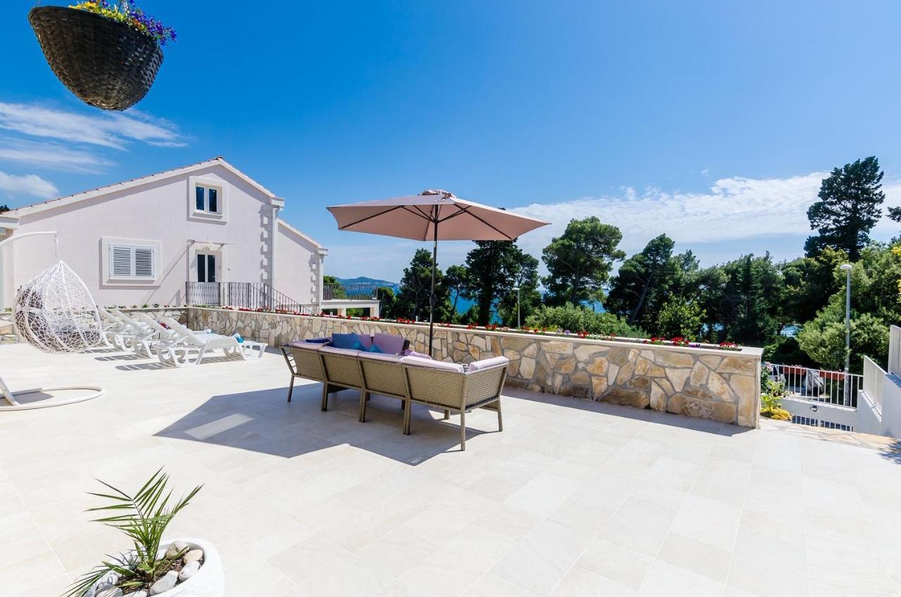 Holiday Home Lungo Mare 믈리니 외부 사진